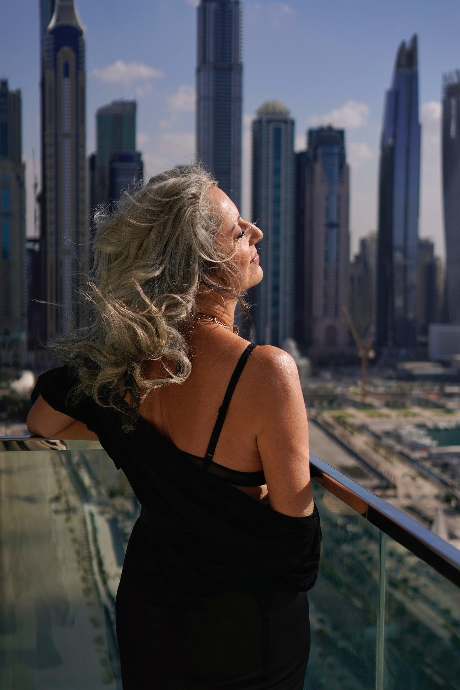 Boudoir portrait, Dubai skyline